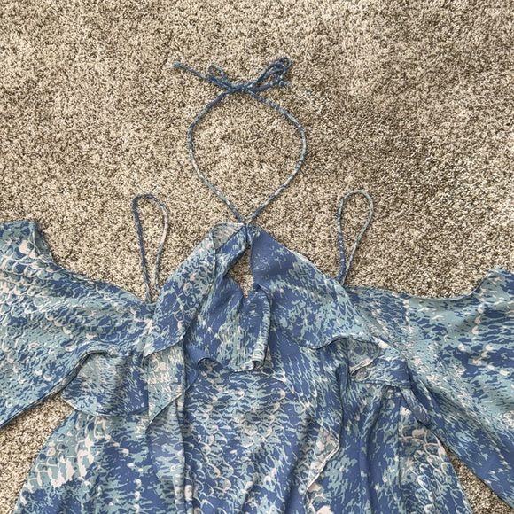 Scale Print Flowy Ruffle Halter Tie Blouse Top - Picture 3 of 8